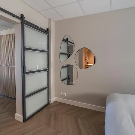 Aparthotel Strandstudio's Camperduin 3*