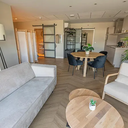 Aparthotel Strandstudio's Camperduin 3*