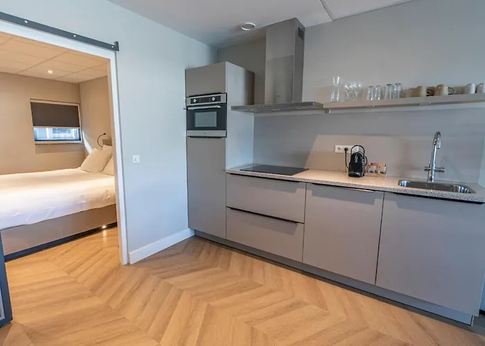 아파트호텔 Strandstudio's Camperduin 슐