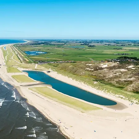 Aparthotel Strandstudio's Camperduin 3*